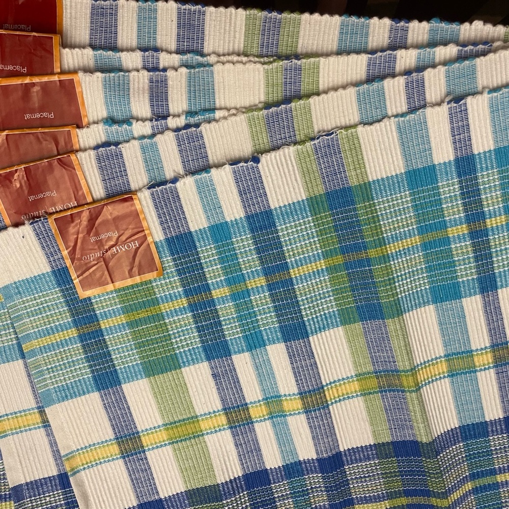 6 Home Studio blue/white/yellow placemats for table  NWT